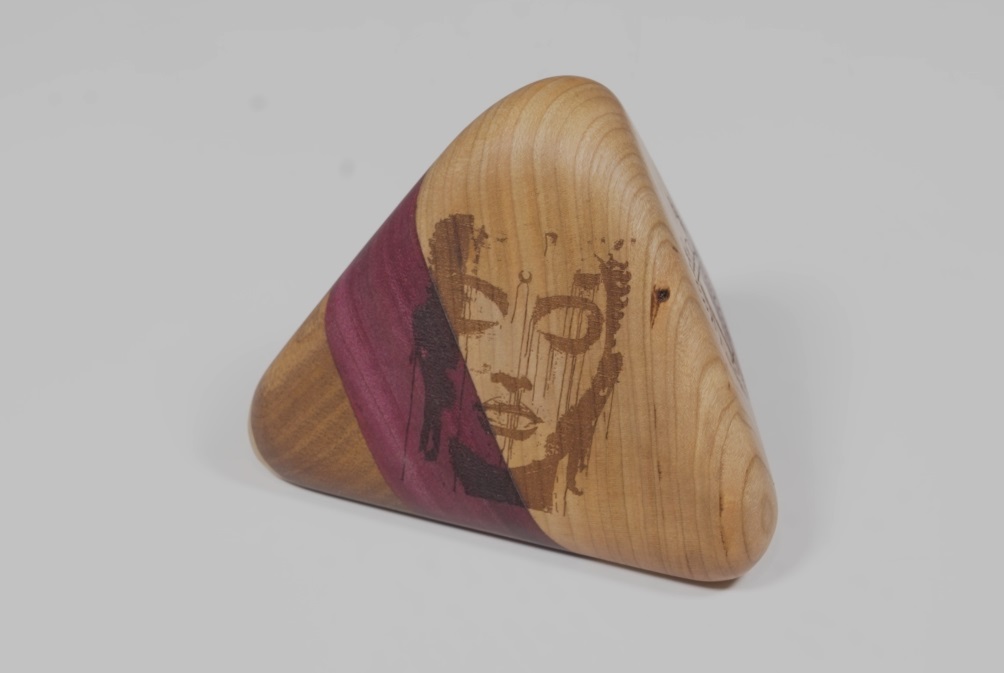 Multicolored Triangle Block